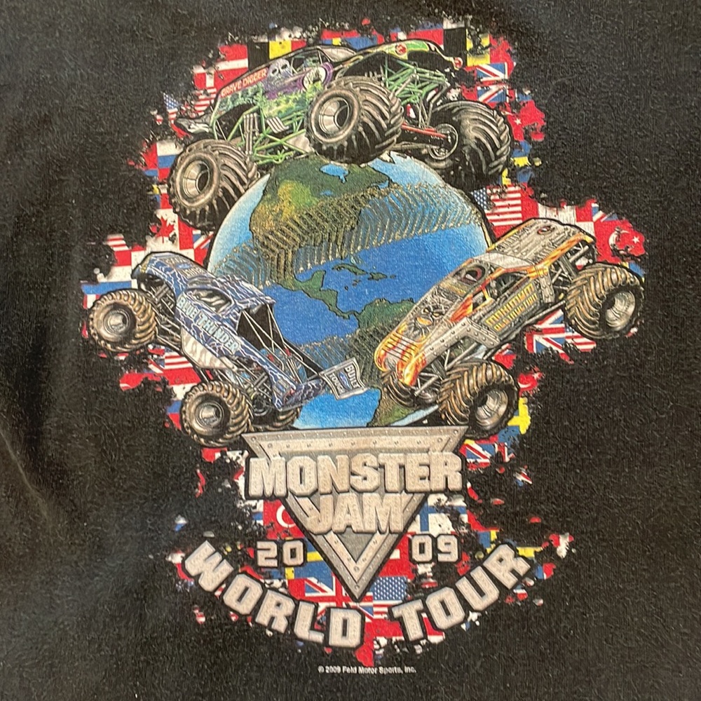 2009 monster jam world tour black graphic T-shirt youth